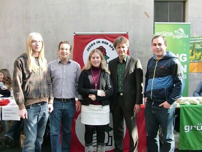 Die Jusos beim Landesschülerkongress: Hannes Hein, Fabian Rothfuss, Eva Neubert, Dr. Frank Mentrup, Christian Eheim